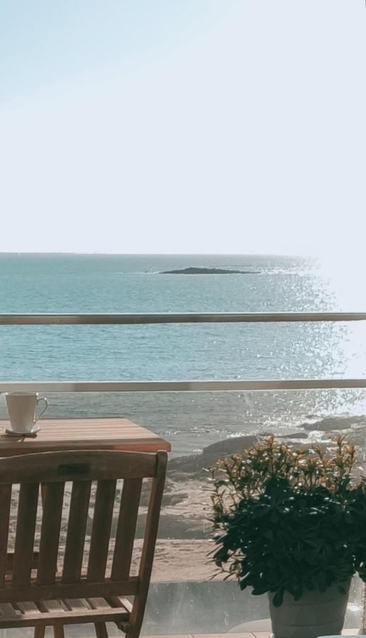 Le 21 Vue Sur Mer Concarneau Exterior foto